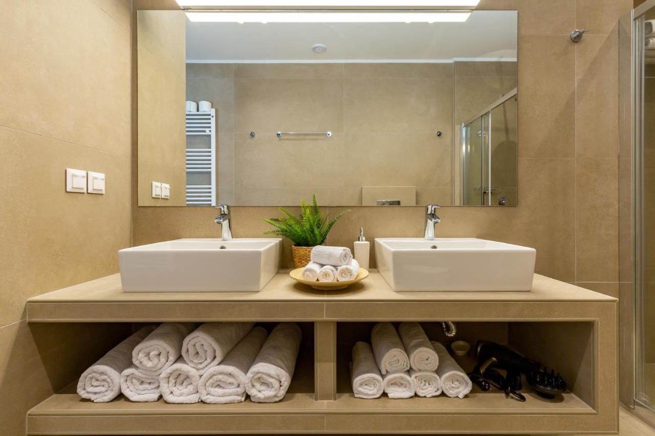 Villa Politimi Luxury Retreat Skopelos stad Exteriör bild